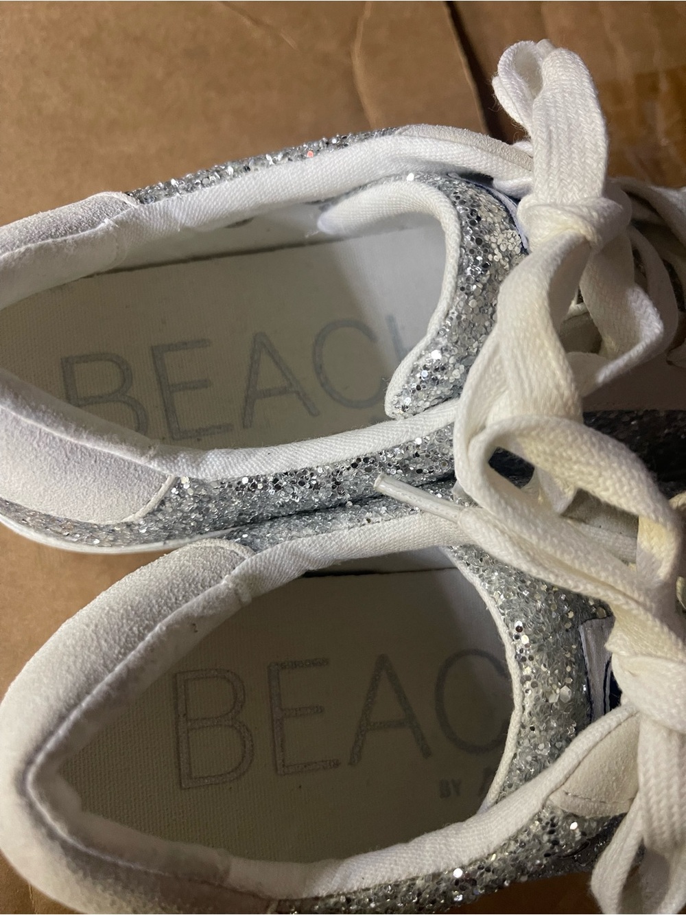 NWOB Beach 🏖️ By Matisse Melody Glitter Sparkle Star Low-Top Sneakers size 8 - Picture 3 of 5